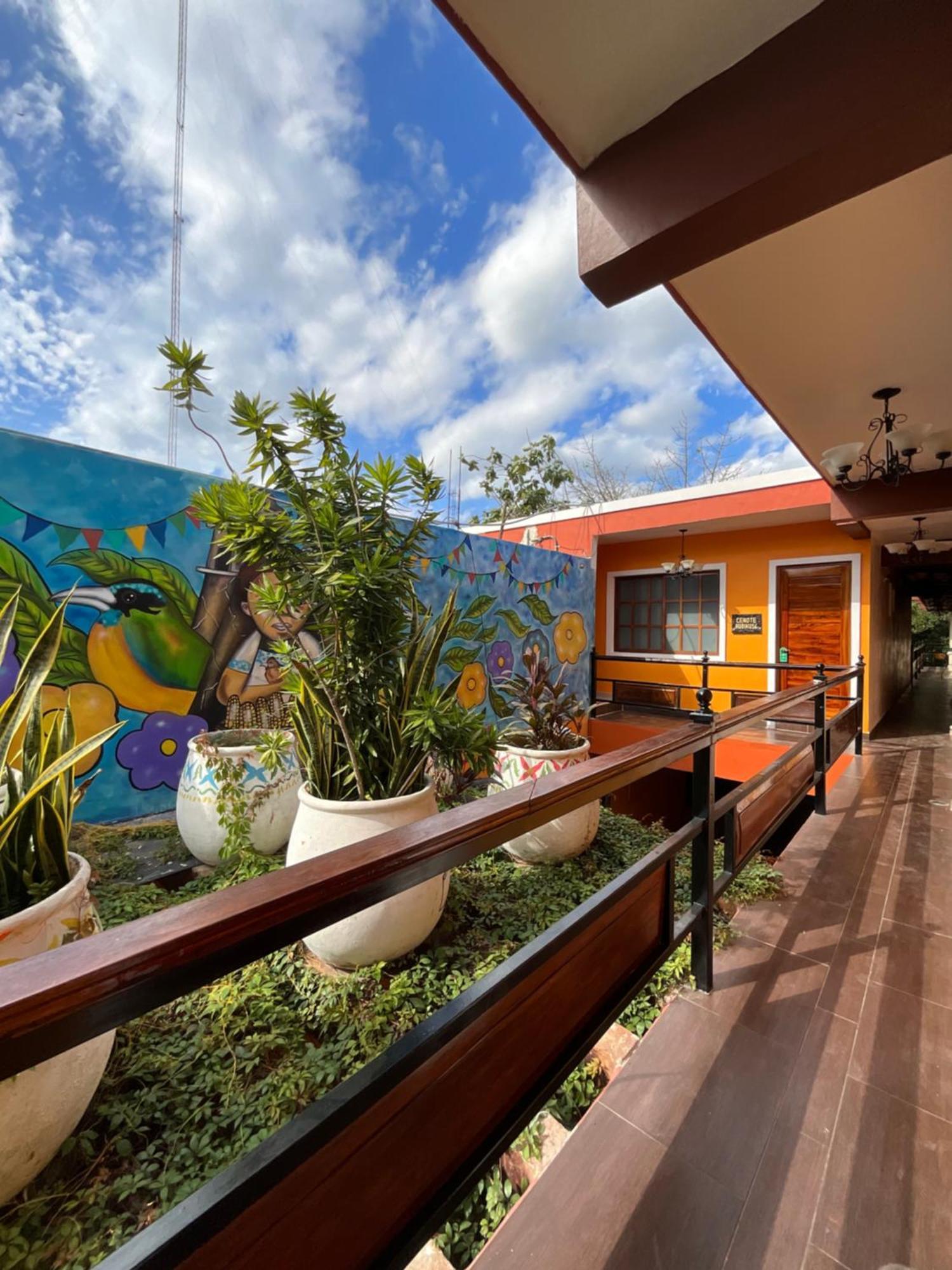 El Zaguan Colonial By Guruhotel Valladolid  Dış mekan fotoğraf