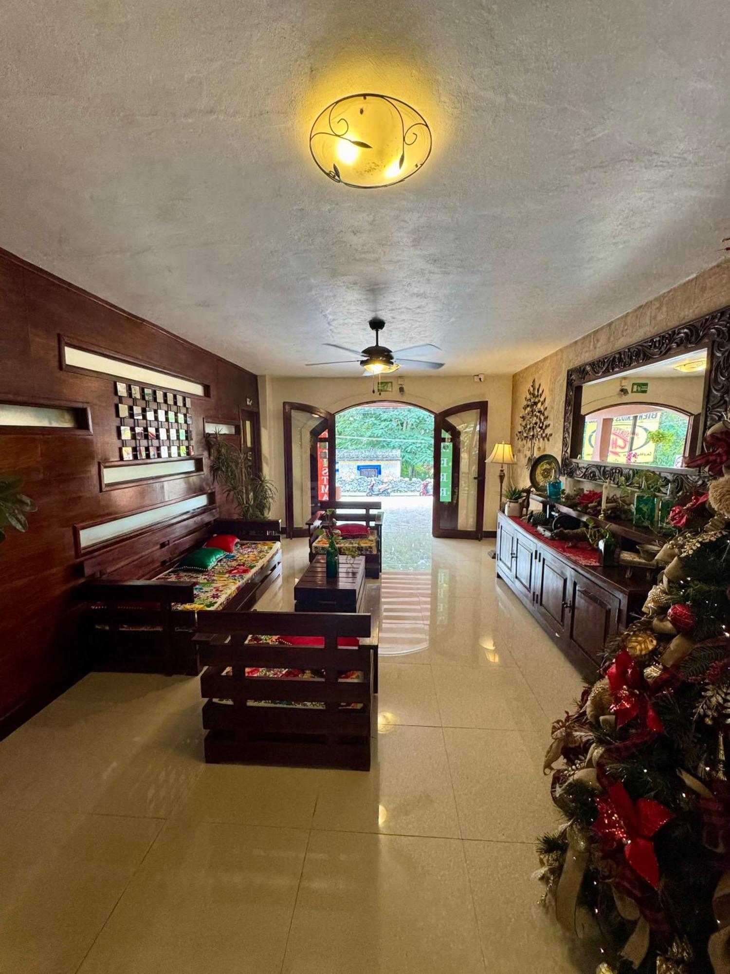El Zaguan Colonial By Guruhotel Valladolid  Dış mekan fotoğraf