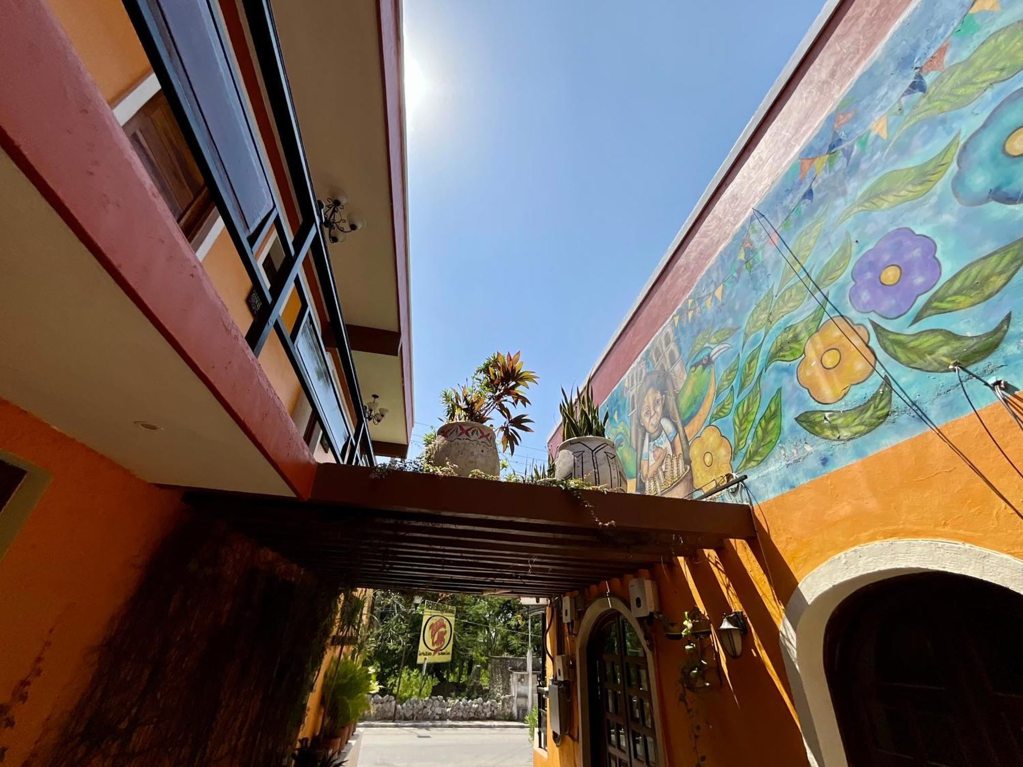 El Zaguan Colonial By Guruhotel Valladolid  Dış mekan fotoğraf