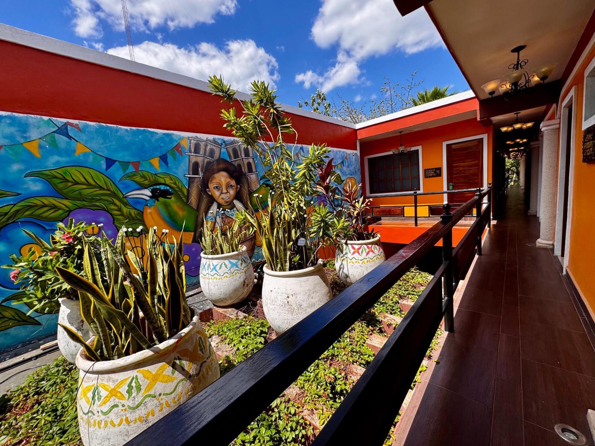 El Zaguan Colonial By Guruhotel Valladolid  Dış mekan fotoğraf