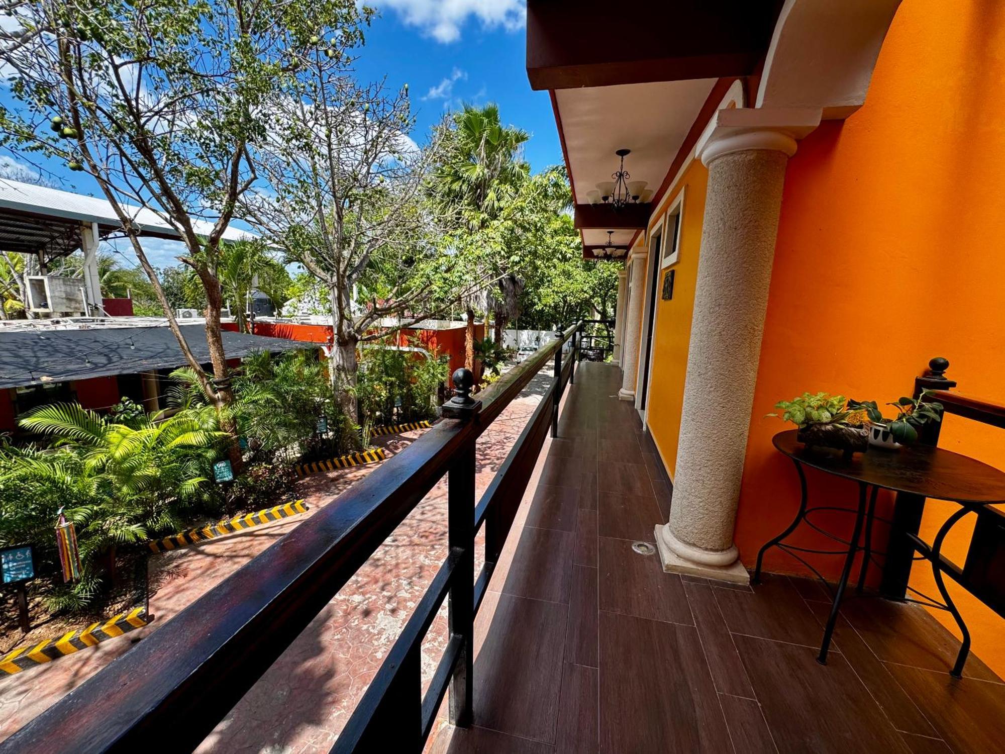 El Zaguan Colonial By Guruhotel Valladolid  Dış mekan fotoğraf